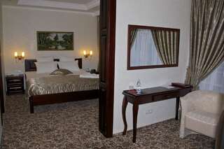 Отель Slava Hotel Запорожье Люкс "Комфорт"-1