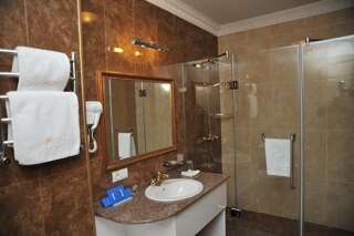 Отель Slava Hotel Запорожье Люкс "Комфорт"-4